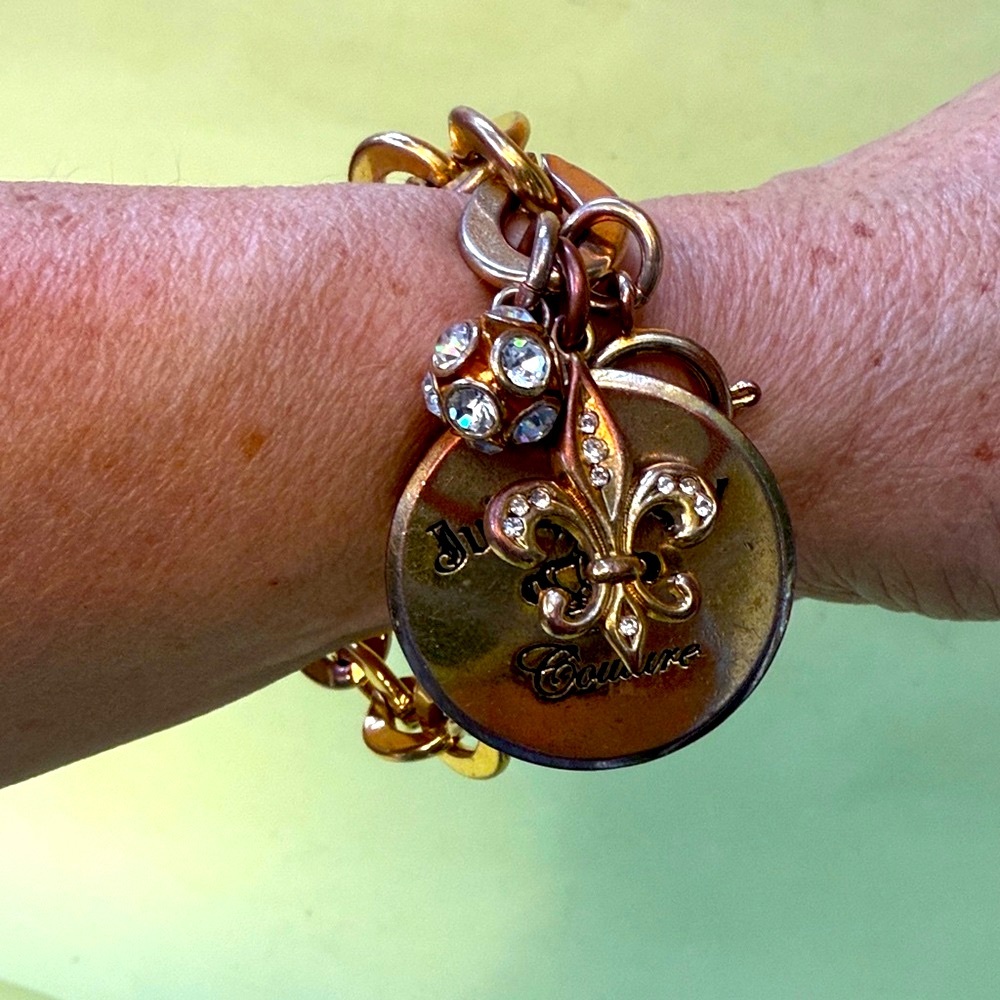 Vintage Juicy Couture Gold Fleur-de-Lis Bracelet
